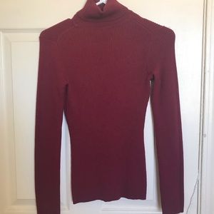 Turtleneck sweater shirt